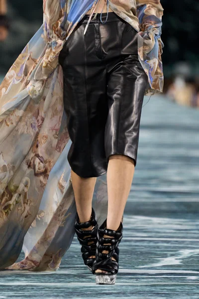 Look 225